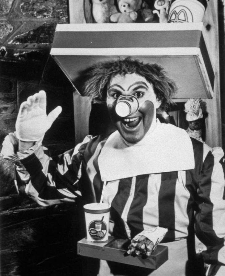 Willard Scott, the first Ronald McDonald clown.