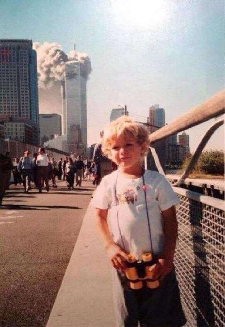 7. Een jongetje op bezoek in New York op de dag van de aanslag.