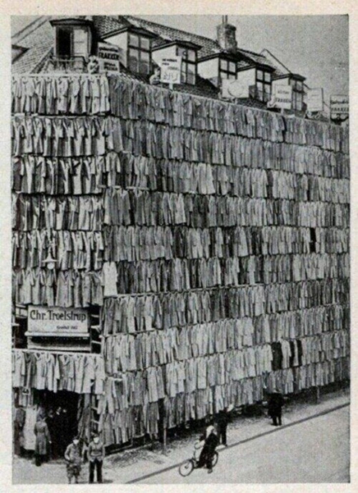 15. Winter coats for sale in Copenhagen in 1936.