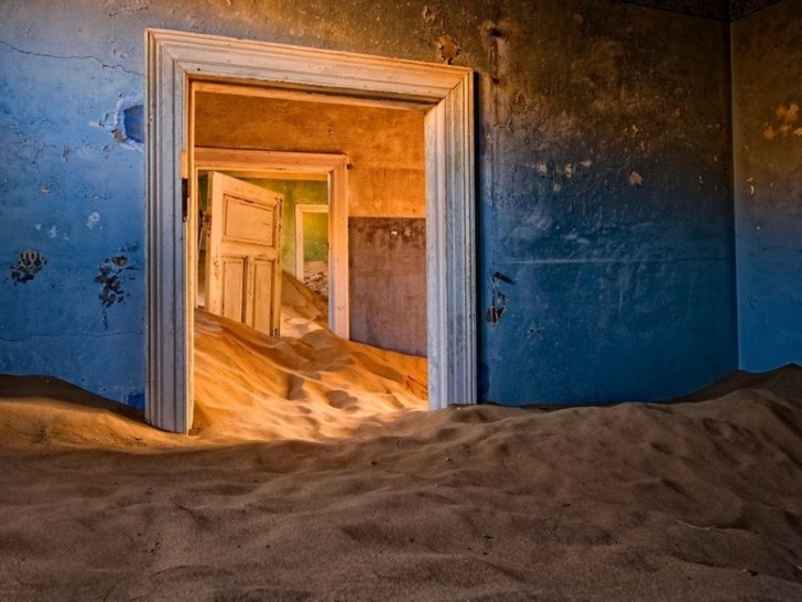 2. The city of Kolmanskop in the Namib Desert