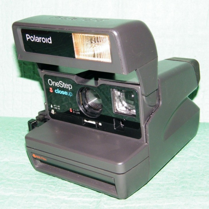 Non dimentichiamo l'era delle Polaroid!