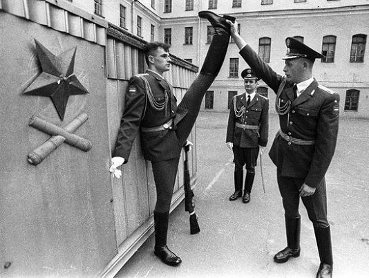 Allenamento di una guardia russa, 1990.