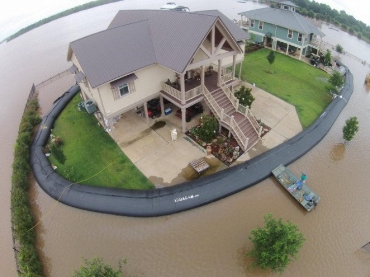 15. Dieses Haus trotz jeder Überschwemmung.