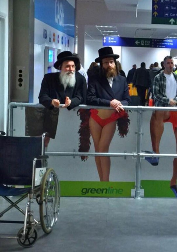 Derweil am Flughafen in Tel Aviv...