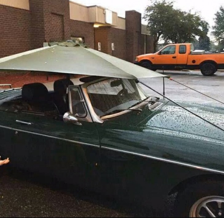 A coupe for the rain.