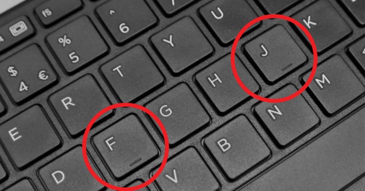 Tastiera
noun
keyboard
tastiera
fingerboard
Keyboard