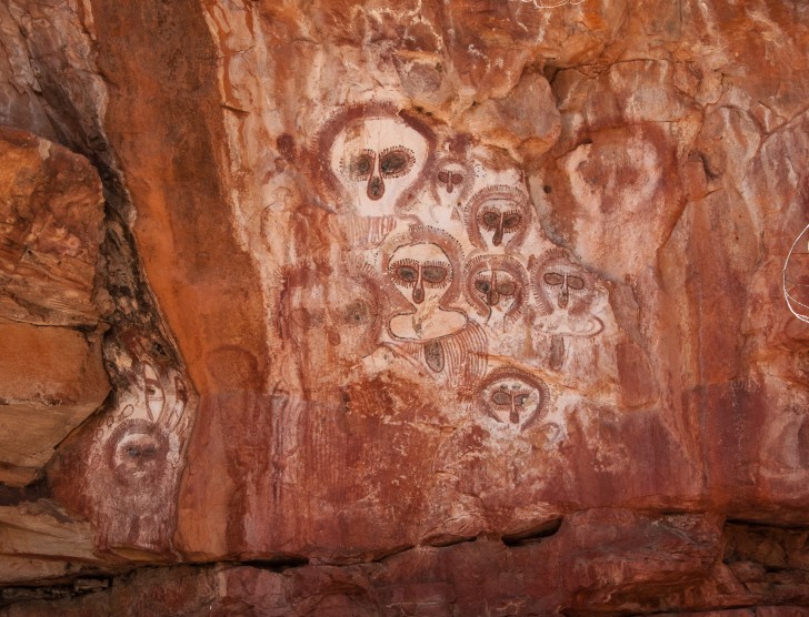 La cultura più antica appartiene agli antenati degli odierni aborigeni australiani.