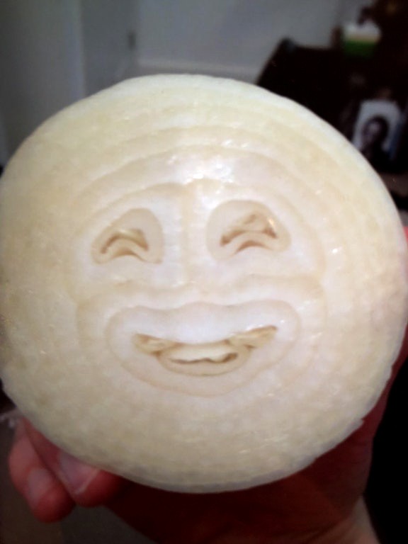 3 - A very nice smiling onion ... but it can still make you cry! :)