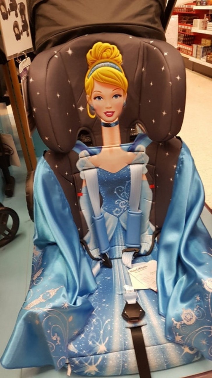 11. To adjust the height of the seat, you need to stretch the princess's neck.