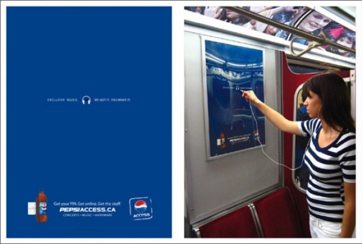 Pepsi vous donne la chance d'écouter de la musique dans le métro, pour faire passer le temps.