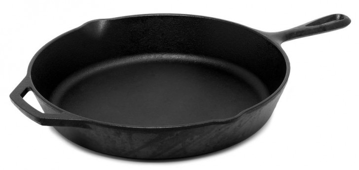 If you need extra help cleaning cast iron skillets, rub them with a metal sponge and salt!