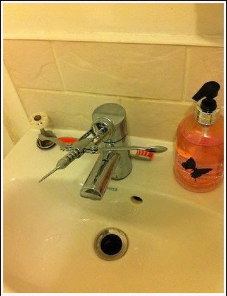 1 - Repair a faucet with a corkscrew