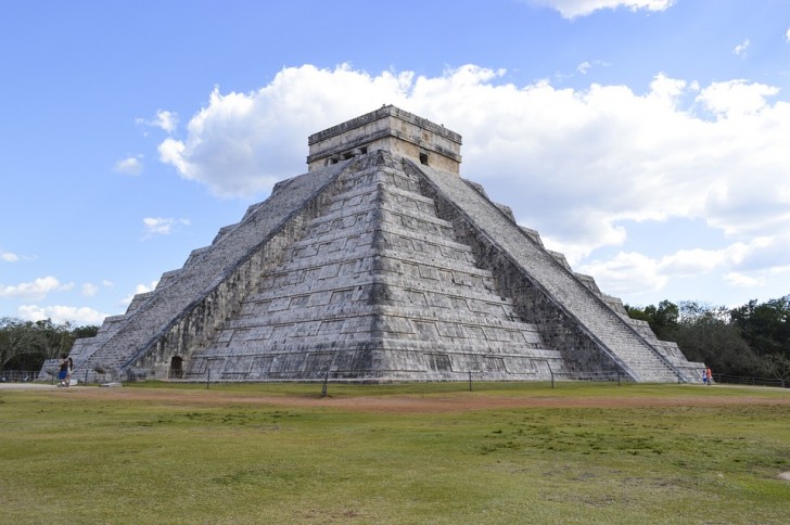 2. Les pyramides de Chichén Itzá