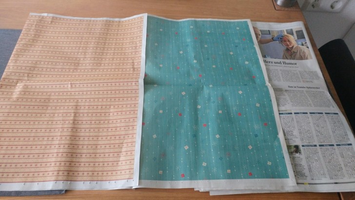 In this newspaper, they have inserted colored sheets to be used as gift wrap.
