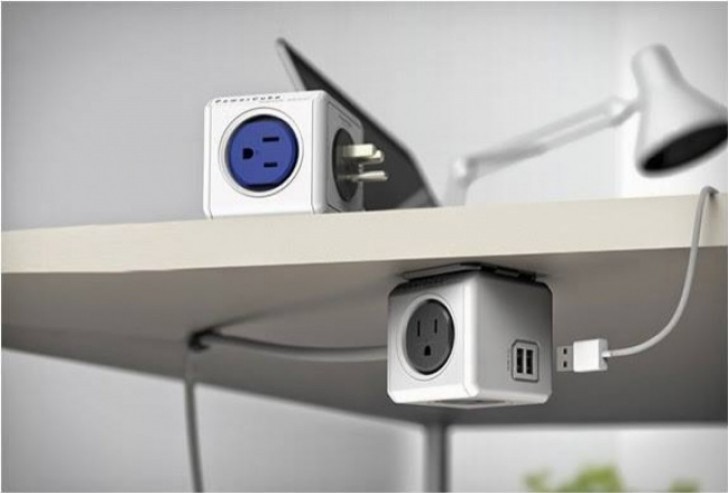 10. A cubic ornament that is also a multi-function socket