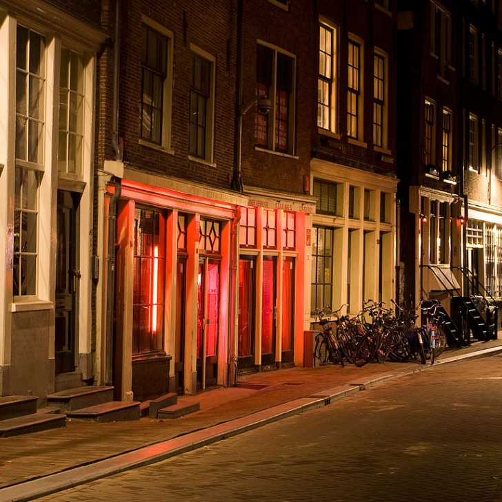 8. Amsterdam: Fotografieverbot im Rotlichtviertel