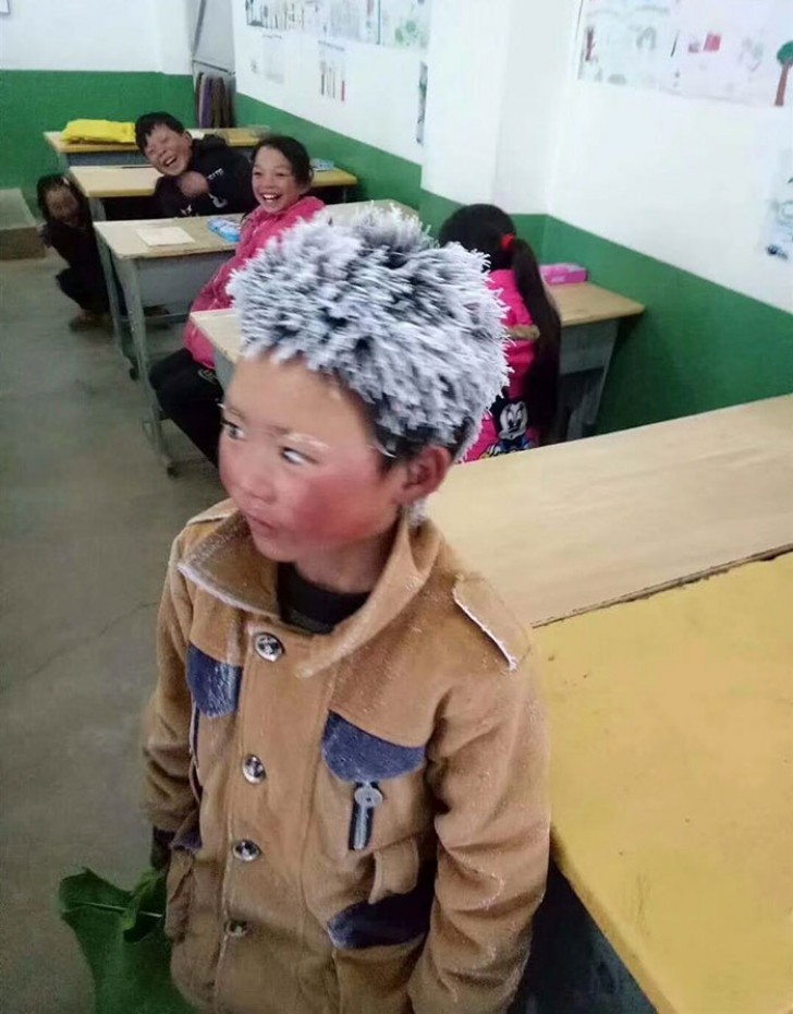 L'enfant, dont le nom n'a pas été révélé par souci de confidentialité, vit dans la petite ville de Xinjie, dans le sud du Yunnan.