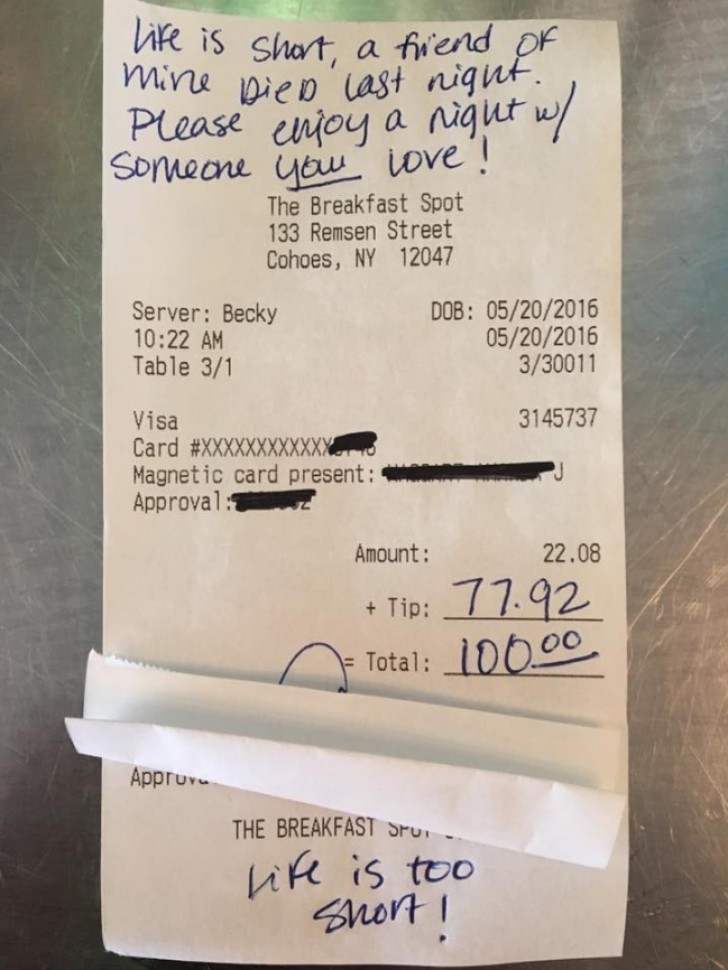 Quel giorno la cameriera Becky Nielsen si è vista lasciare da un cliente una mancia di 73 dollari, a fronte di una spesa di 22$.
