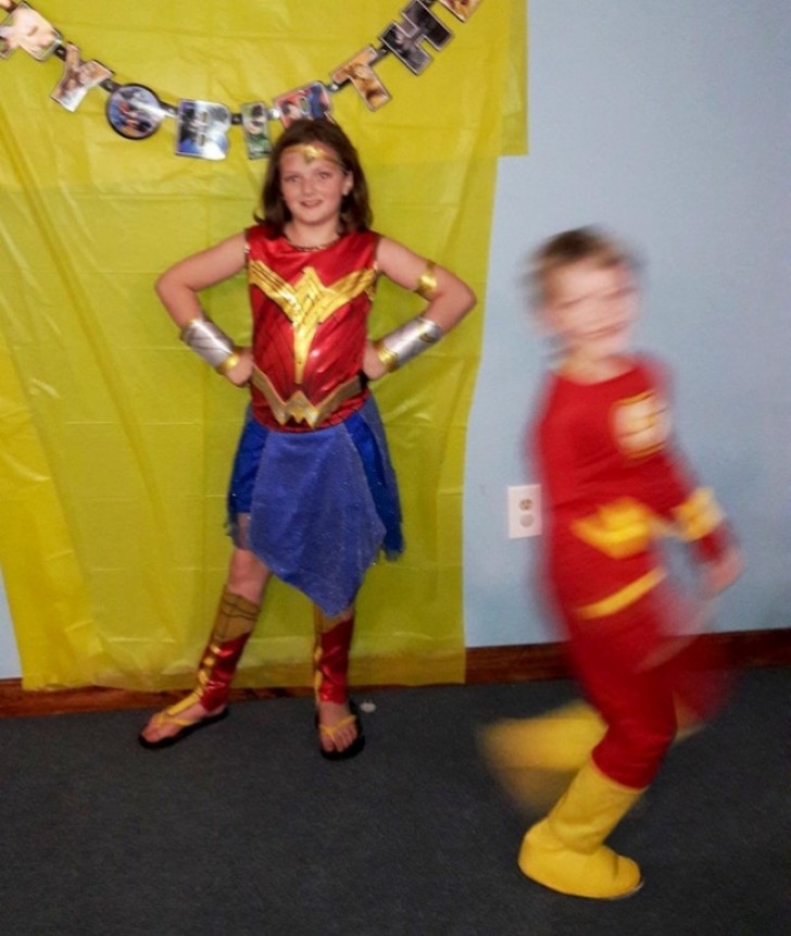 15. Her brother, dressed as Flash Gordon, wanted at all costs to create the perfect picture!
