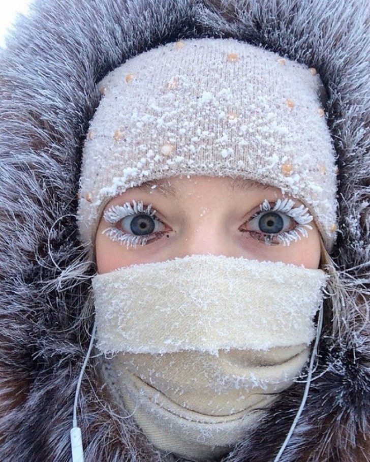 Quand vous vivez en Sibérie et qu'en hiver, la température descend à -54°C..... Et vos cils gèlent aussi!