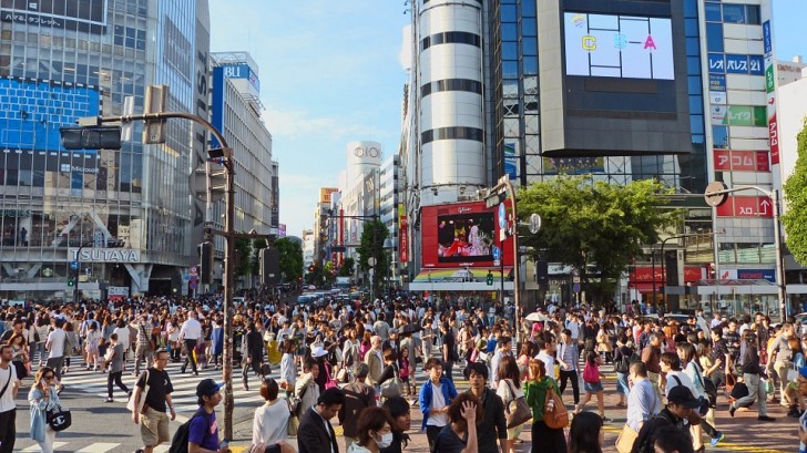8. Ci sono più persone nella Grande Area di Tokyo che in tutto il Canada.