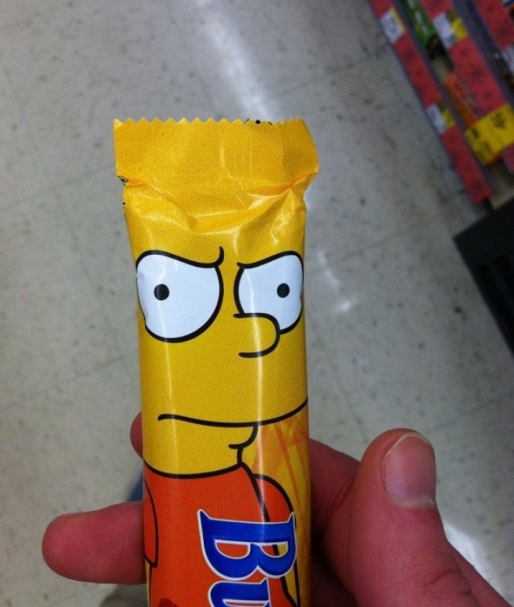 Le bout de la confection reflète la forme des cheveux de Bart.