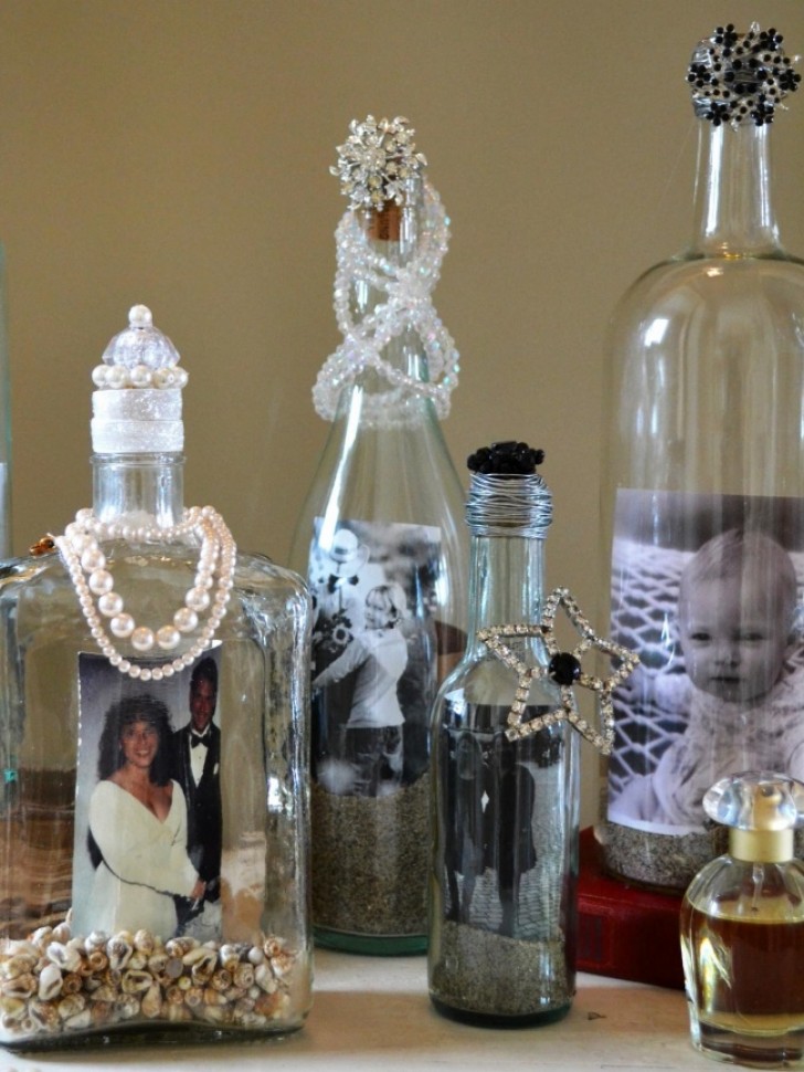 2. Extremely easy to create wine bottle picture frames!