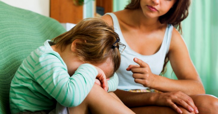 5 phrases qui ne devraient jamais être dites à un enfant lorsqu'il pleure.