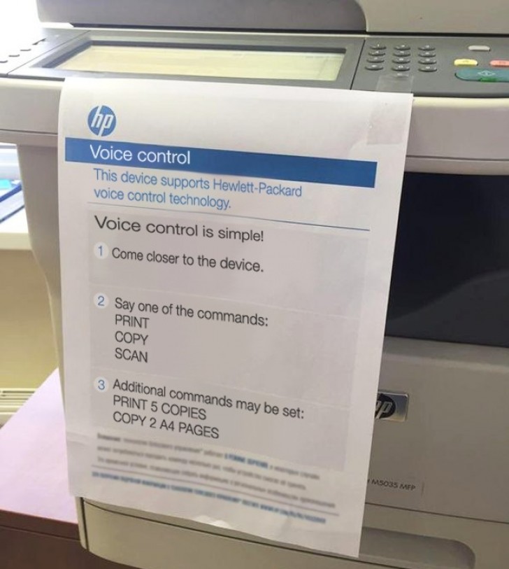 "Deze printer kan worden geactiveerd met vocale commando's" ... De zorg waarmee dit vel papier werd voorbereid als 1 aprilgrap is duivels!