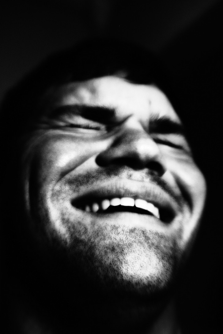 Perché esponiamo i denti quando ridiamo?
