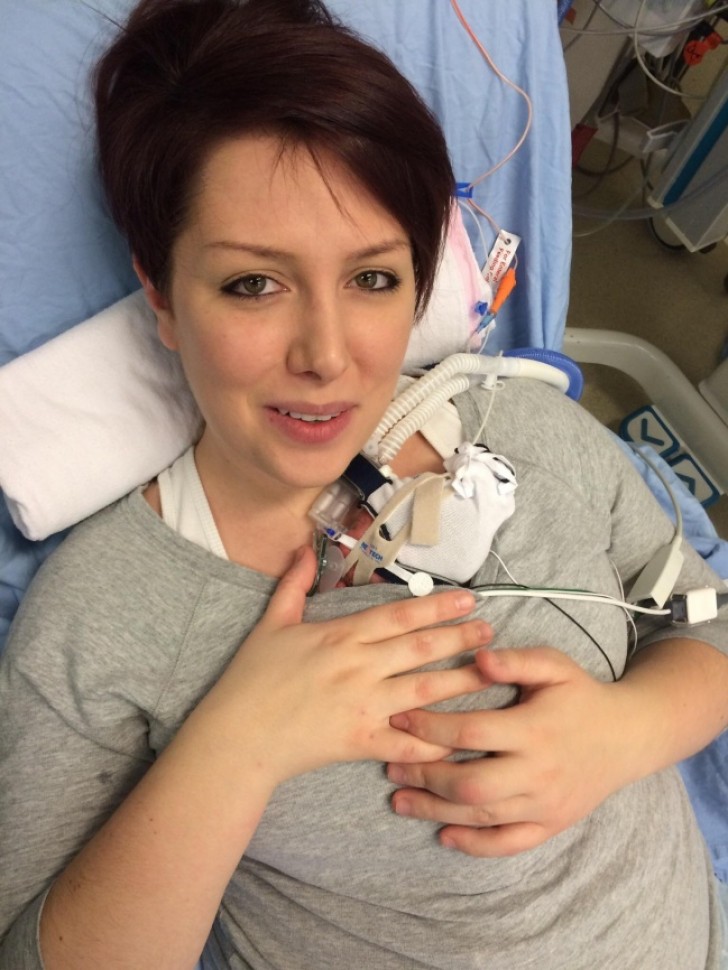 "La prima volta che ho potuto prendere in braccio mio figlio nato prematuro".