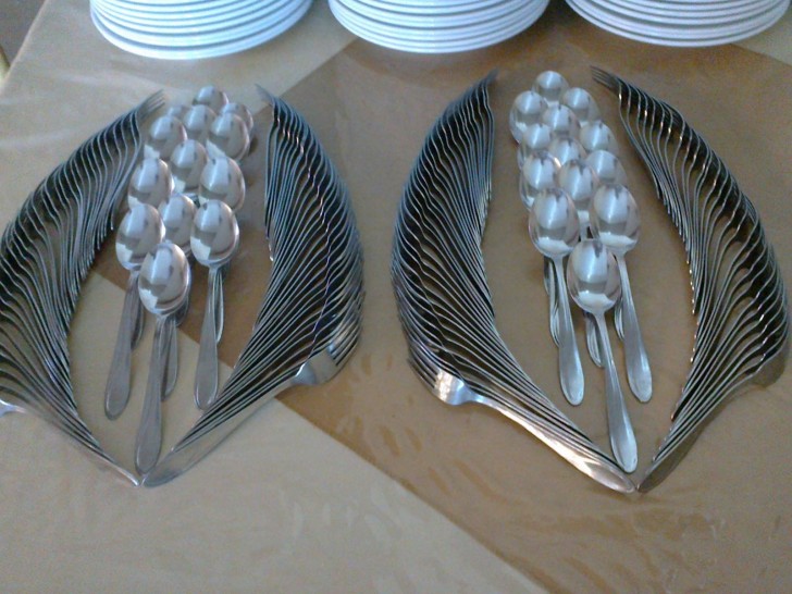 These cutlery compositions are so well arranged that probably nobody wants to move them!
