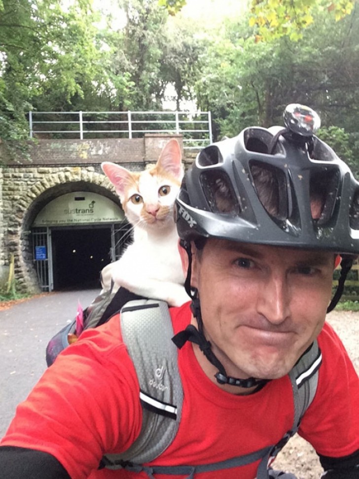 Felices de pedalear juntos.