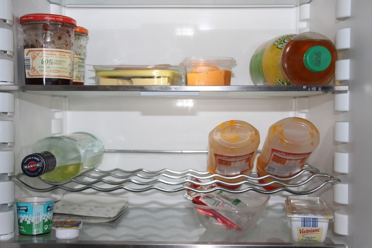 Refrigerator compartments