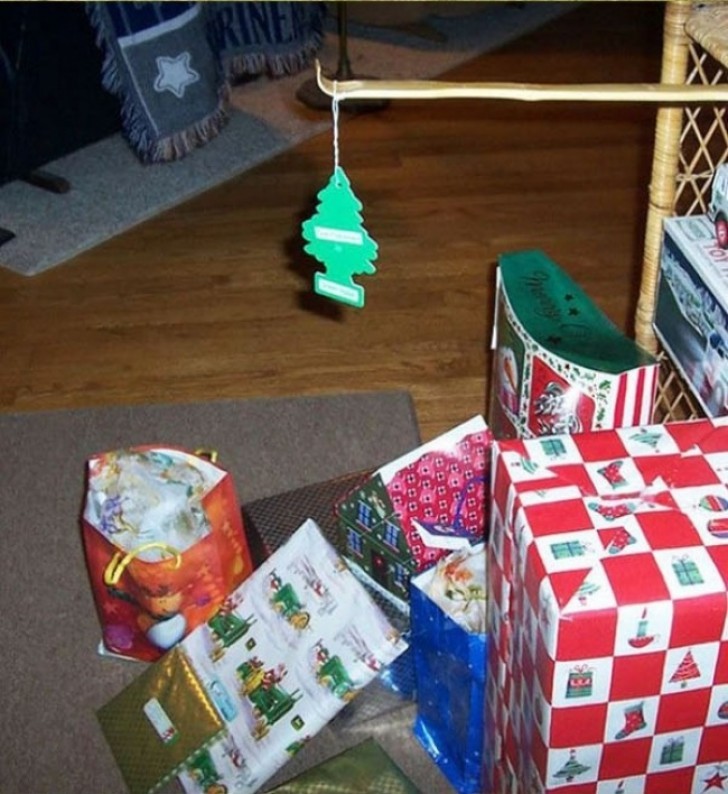 Dieses Jahr haben wir einen etwas günstigeren Weihnachtsbaum