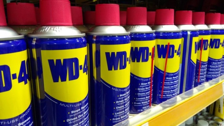 Here are 10 alternative uses for WD-40 lubricating oil spray: