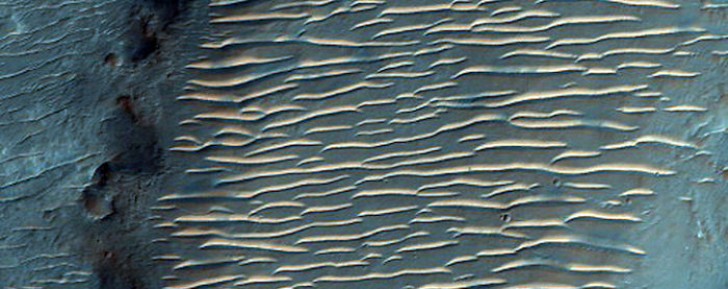 10. Une vallée près de Noachis Terra.