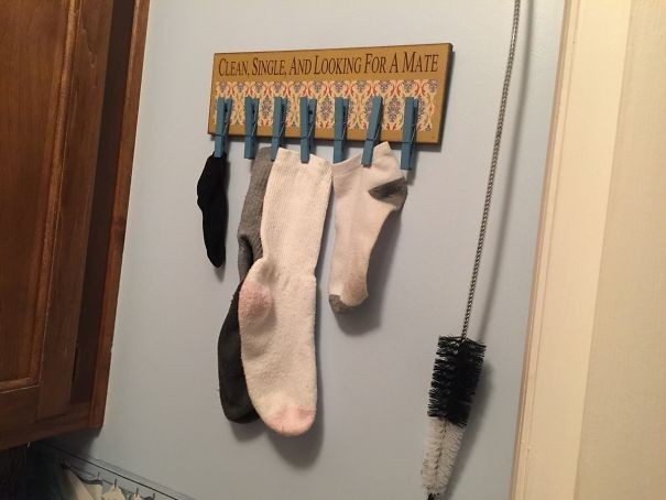De kwestie van de verloren sokken: hier een prima manier om ze niet kwijt te raken en er even lekker om te lachen.