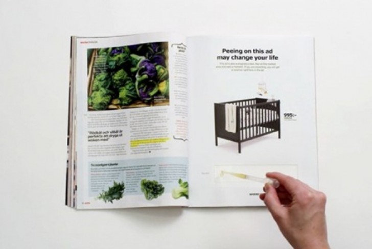 IKEA annonserar familjesidorna genom att lägga in ett riktigt graviditetstest i en tidning!
