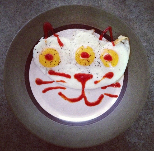 "This is what happens when you ask your boyfriend to prepare breakfast."