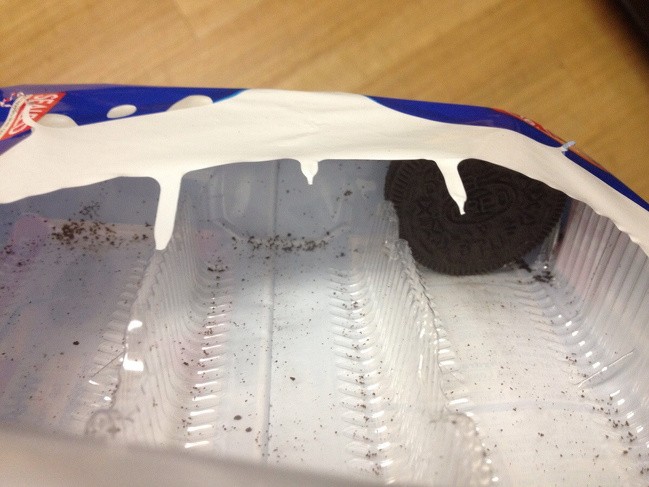 "Jag frågade min flickvän om hon hade ätit alla Oreos jag hade köpt för tre dagar sedan: hon sa nej."