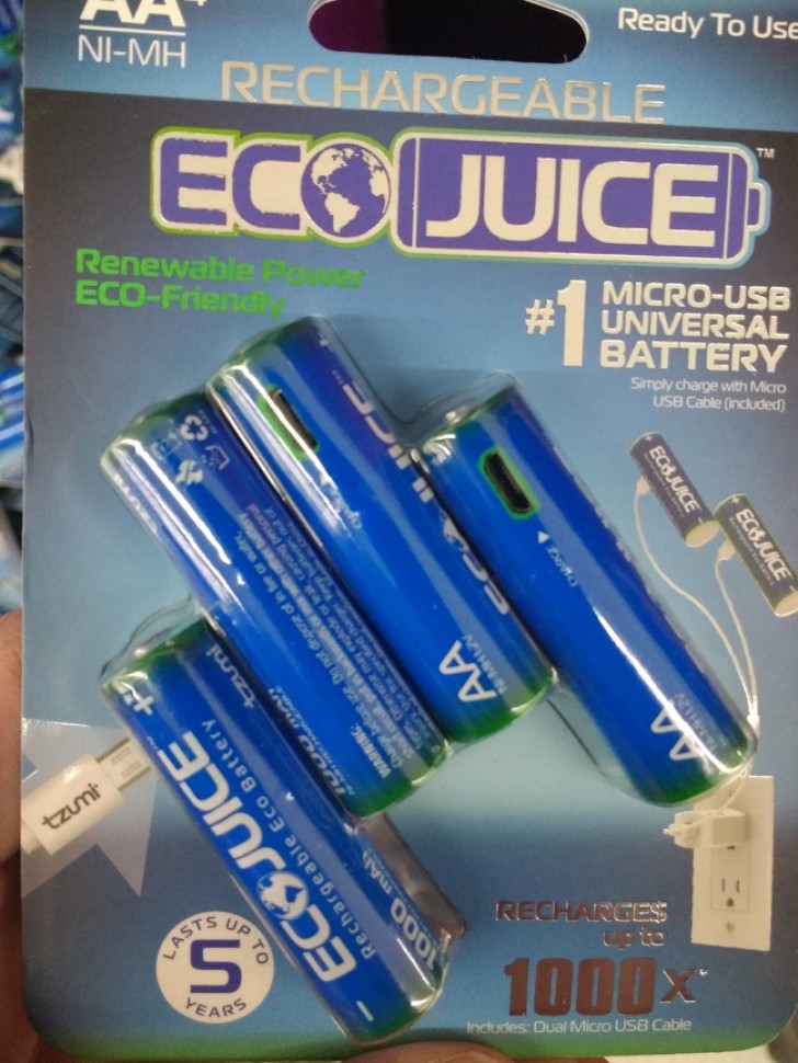 Batteries rechargeable via USB.