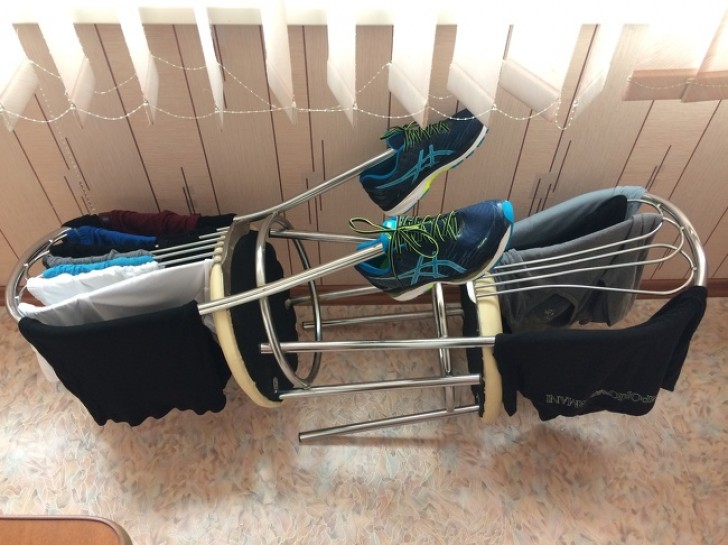 Chairs that become a clothes horse aka drying rack ...