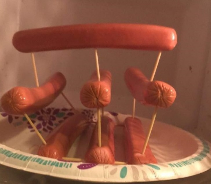 How to warm up several hot dogs in the microwave all at once --- just use toothpicks and lots of imagination!