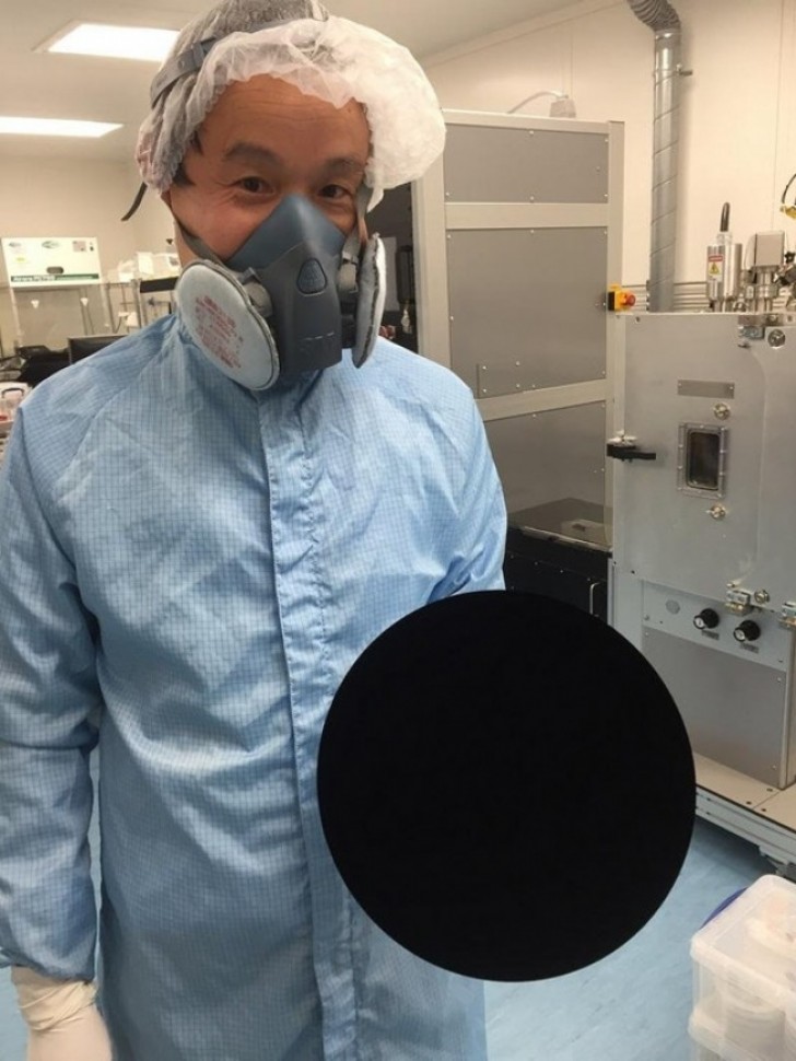 17. A ball that has been sprayed with the paint "Vantablack" which absorbs almost all the light rays.