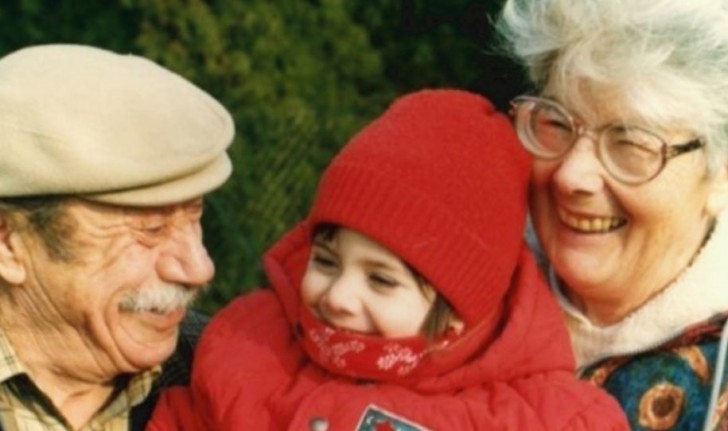 I nonni non le hanno mai fatto sentire la mancanza del padre: 20 anni dopo spunta una lettera straziante - 1