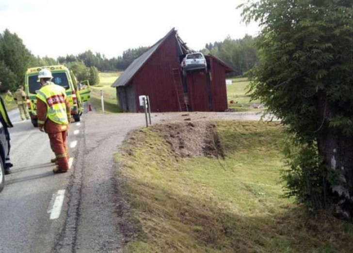 4. Vem vet vilken förklaringen ägaren till bilen har gett ...