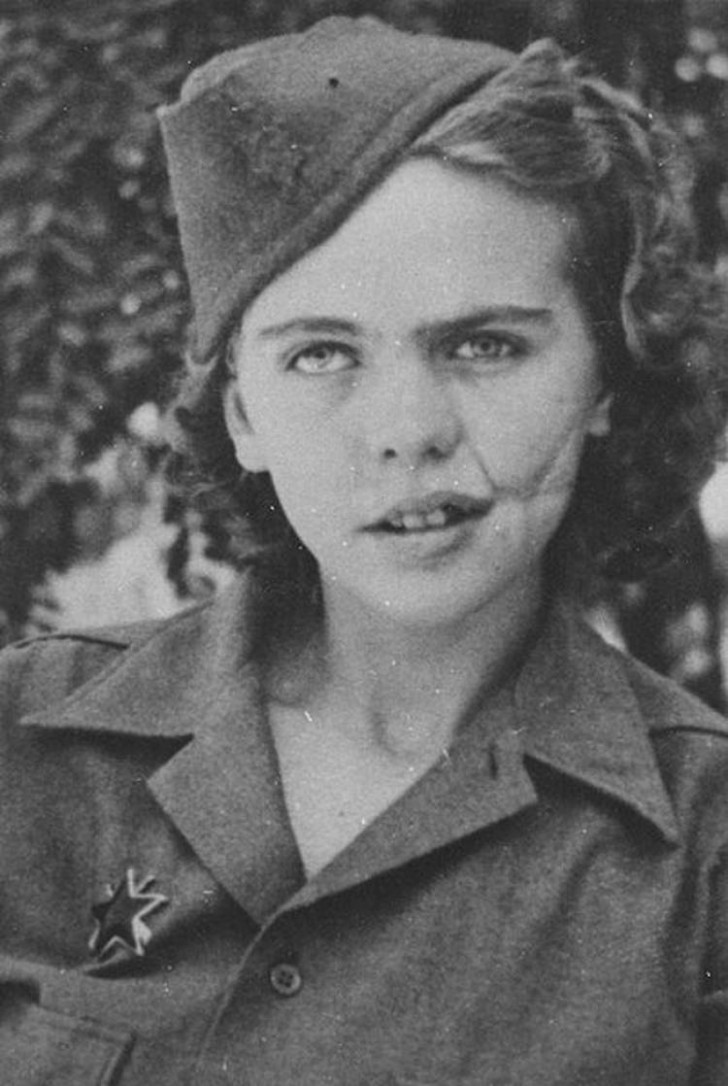4. Albina Mali-Hočevar, héroïne nationale yougoslave qui a combattu sur le front pendant les années de la Seconde Guerre mondiale, survivant d'innombrables blessures, certaines très graves.
