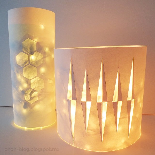 16. E che ne dite di queste lampade? Non sembrano nemmeno realizzate con le bottiglie in plastica, eppure è così (seguite il link al credito dell'immagine!).