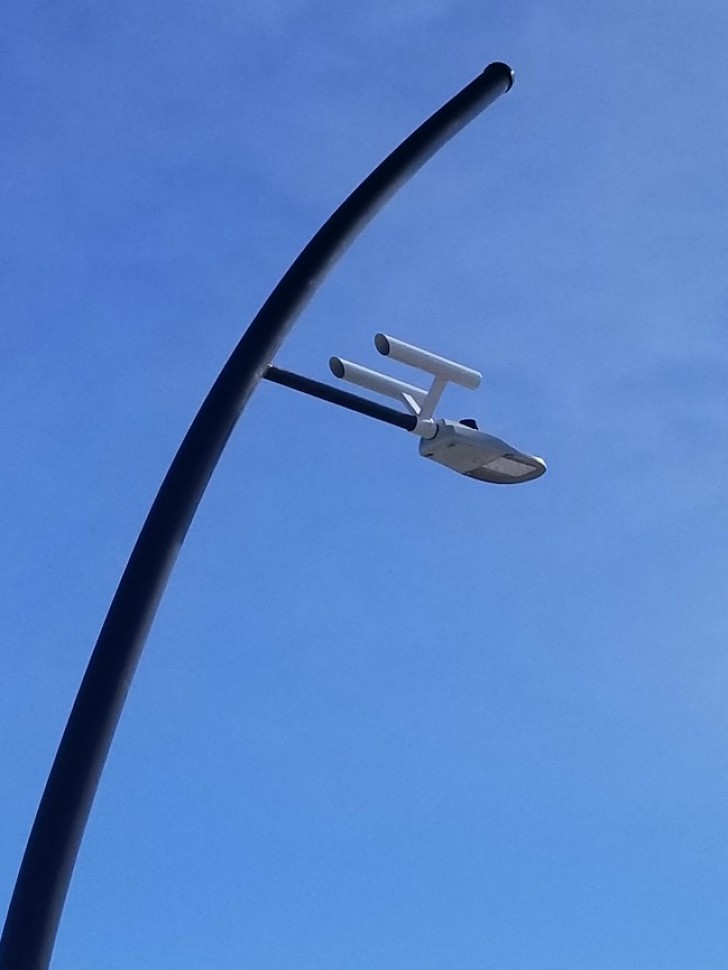 The street lamps of this city resemble Star Trek's Starship USS Enterprise.